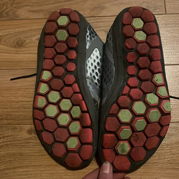 New balance minimum fantom fit - Picture 2 of 5